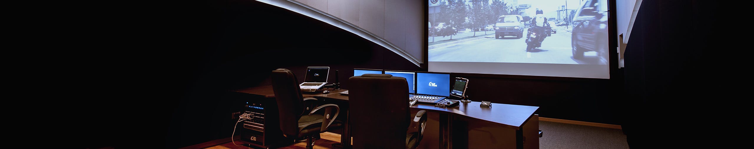 Crowd, astonished crowd reaction Royalty Free Sound Effects Artlist