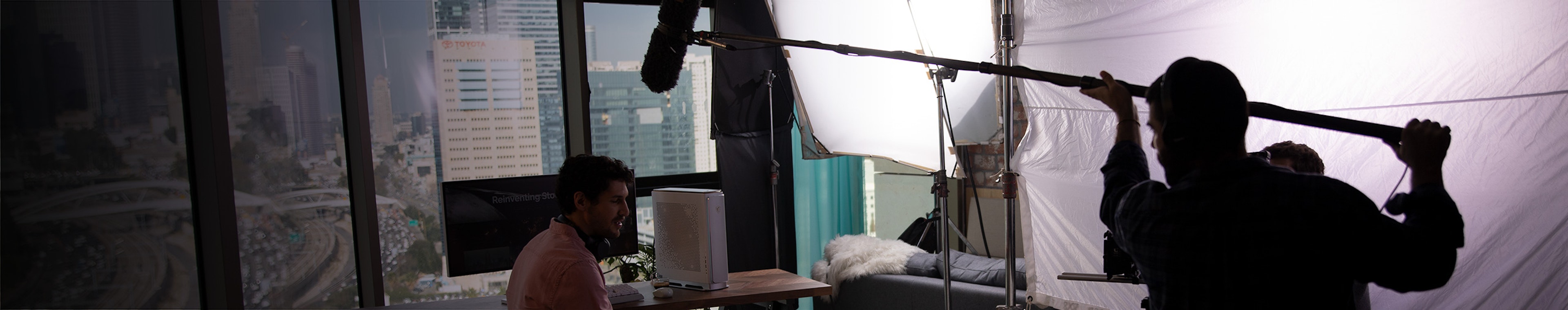 Youtubers Kit Vol 1 - Clapperboard by Artlist Studios