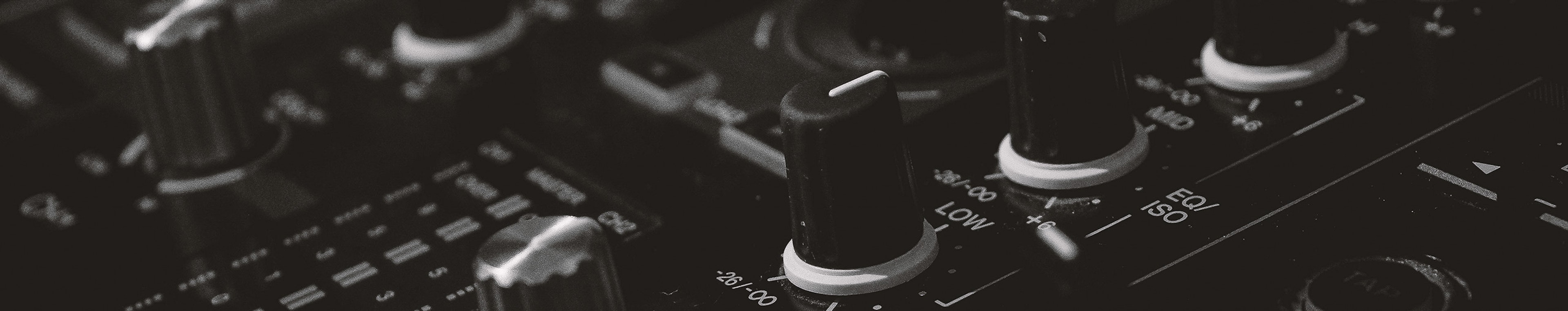 Wet Squelch - Funny Gurgles, Shaking Water, Rapid, Fast by Skyclad Sound