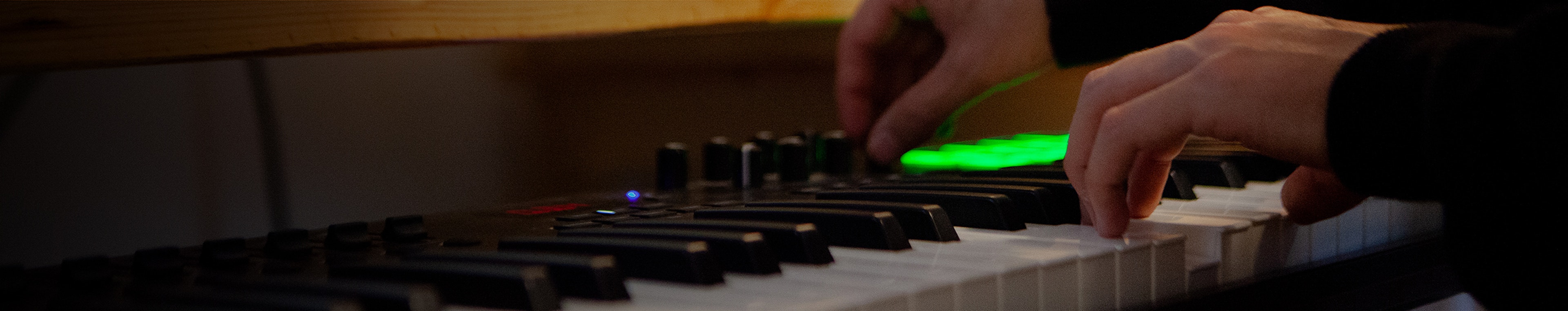 Robotize - Warbling Digital Voice, Emotes, Chatty, Cute by DeanKR